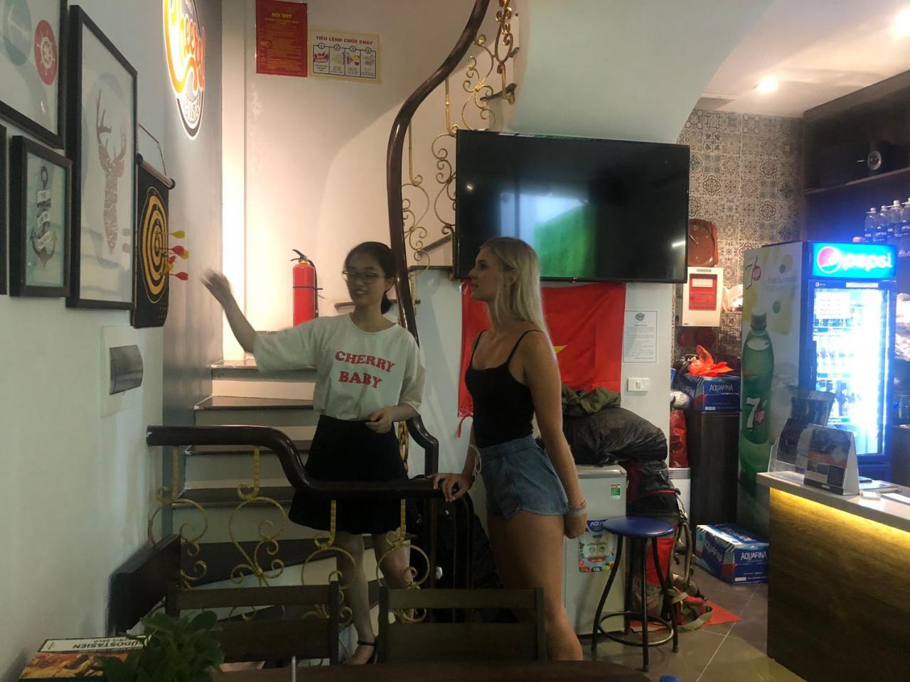 Vietnam Cheers Hostel - Hanoi — Photos 1